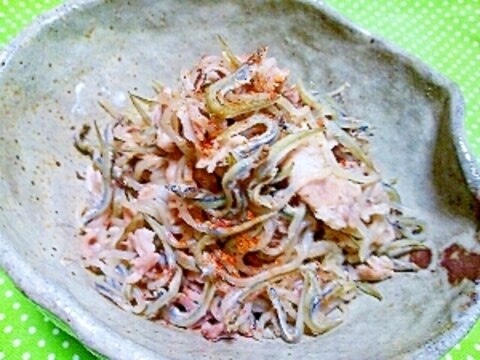 分家のカルシウム補給食☆小女子と豚肉の炒り煮